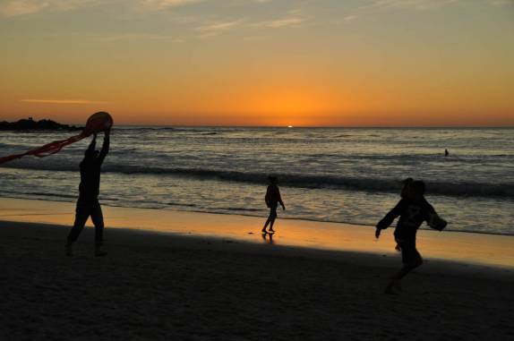 Celebrando os últimos momentos do dia em Carmel, no litoral da Califórnia, nos Estados Unidos